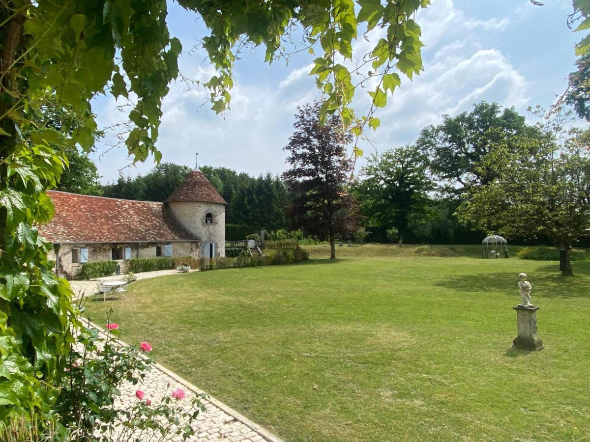 לינה וארוחת בוקר Quingey Le Colombier De Malpas מראה חיצוני תמונה