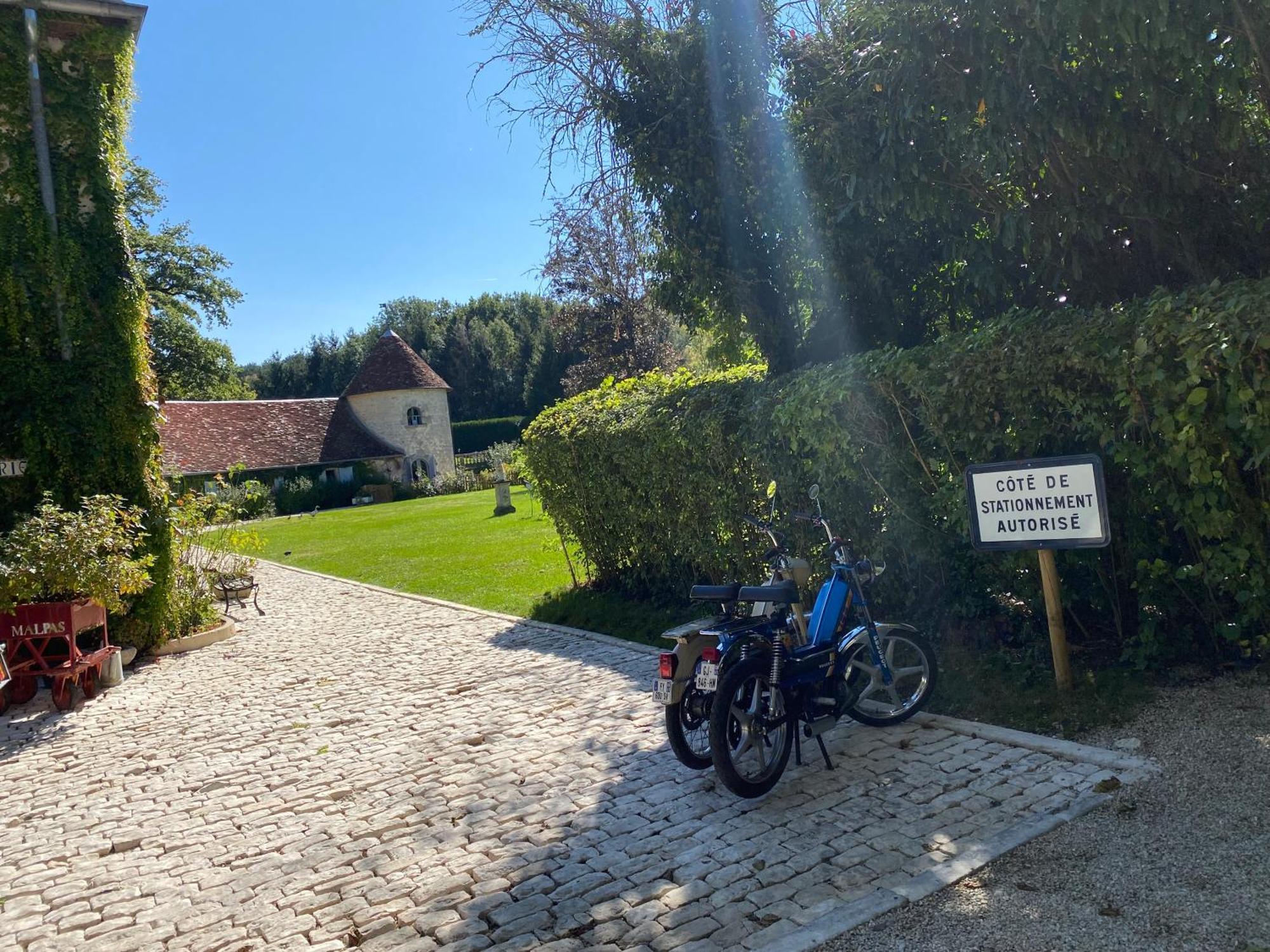 לינה וארוחת בוקר Quingey Le Colombier De Malpas מראה חיצוני תמונה